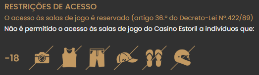 Ein luxuriöses Casino-Innenraum mit eleganten Kronleuchtern, roten Teppichen und Spieltischen, an denen Menschen spielen und sich unterhalten.