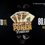 Ein Mann wirft wütend Würfel auf den Tisch während eines intensiven Spiel von Würfelpoker.