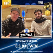 Ein Mann wirft eine Handvoll Pokerchips in die Luft, während er lässig an einem Pokertisch sitzt.