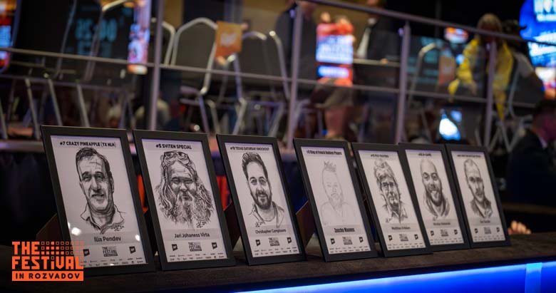 Ein lebhaftes Pokerturnier im Casino von Rozvadov mit einer Vielzahl von Spielern an den Tischen und einem geschäftigen Ambiente.